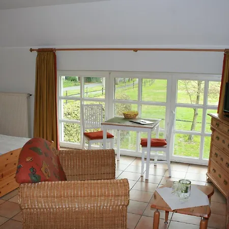 아파트 Am Esch 워렌도르프